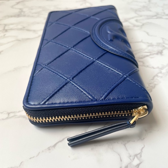 ❌SOLD❌ New Tory Burch Fleming Soft Continental Wallet Blue - Picture 6 of 11